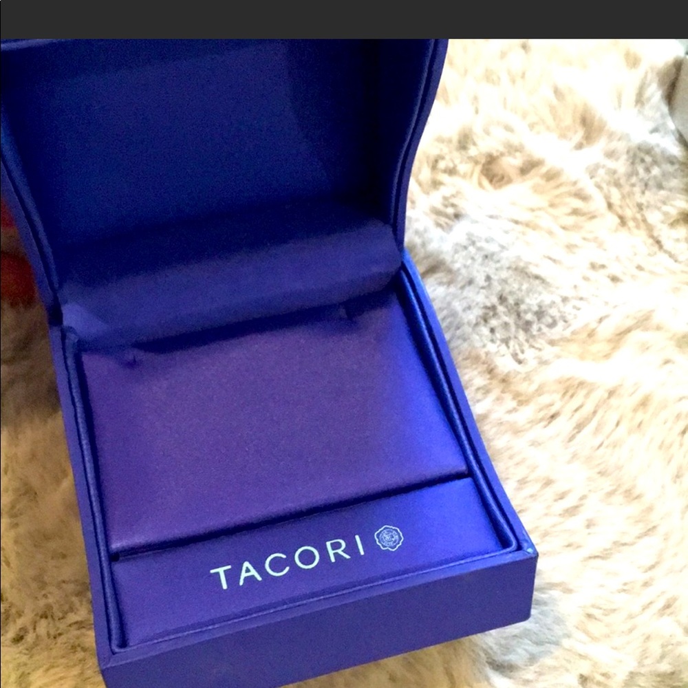 IN SEARCH OF NOT SELLING-Empty Tacori boxes!!!! Ring, Necklace or Earrings!